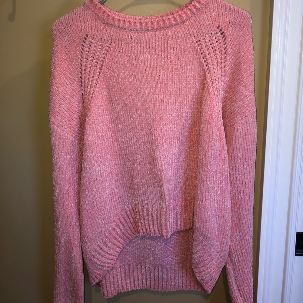 Chenille Pink Sweater (NWOT)💕